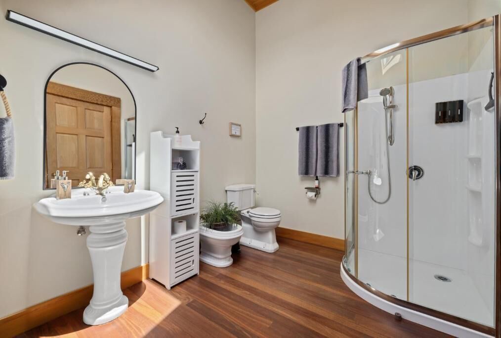 Photo of Bathroom in Okaihau