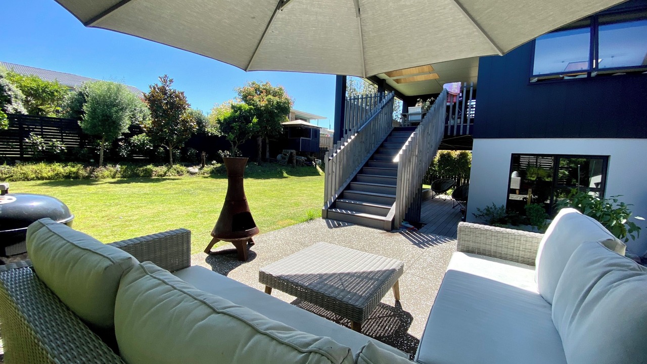Photo of Patio Balcony in Ohope