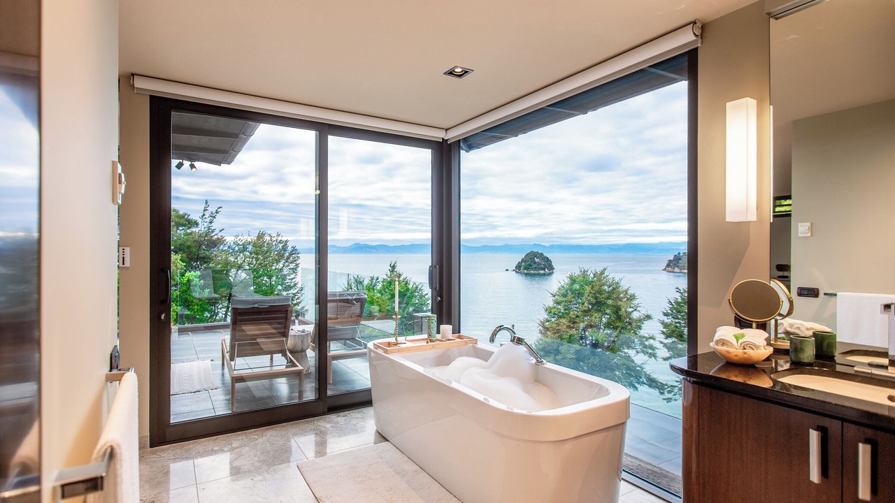 Photo of Others in Ngaio Bay