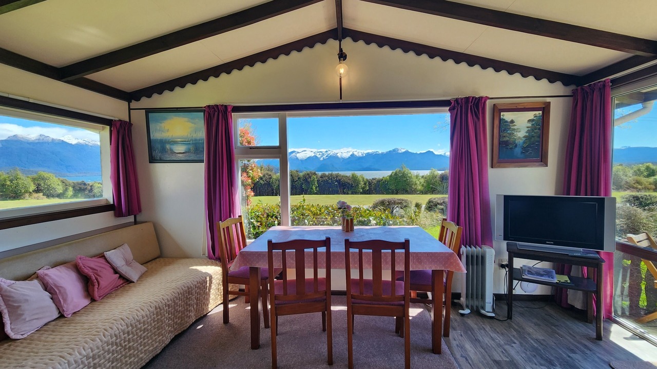 Photo of Outdoor in Manapouri