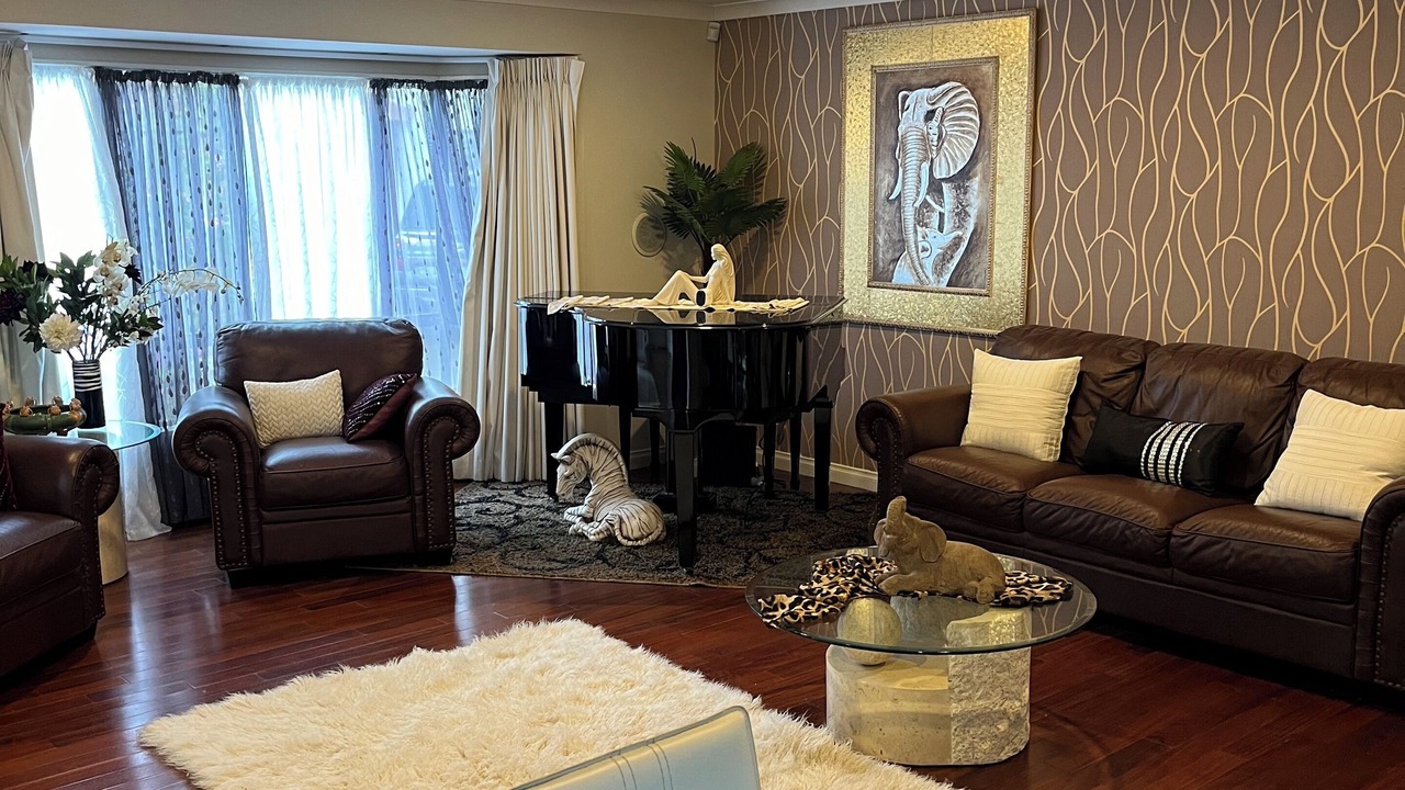 Photo of Livingroom in Somerville