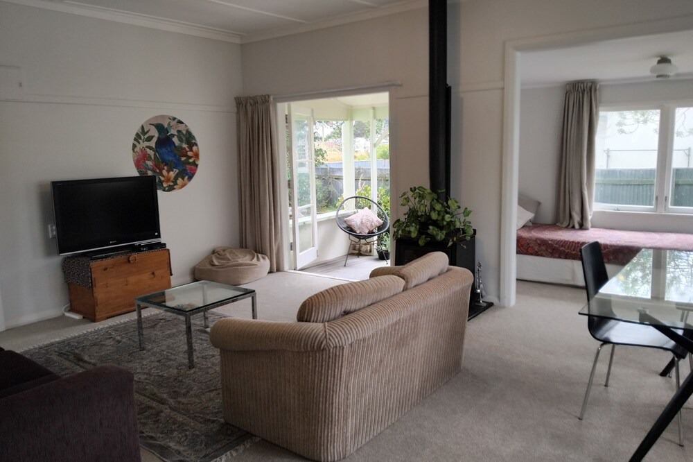 Photo of Livingroom in Waitarere Beach