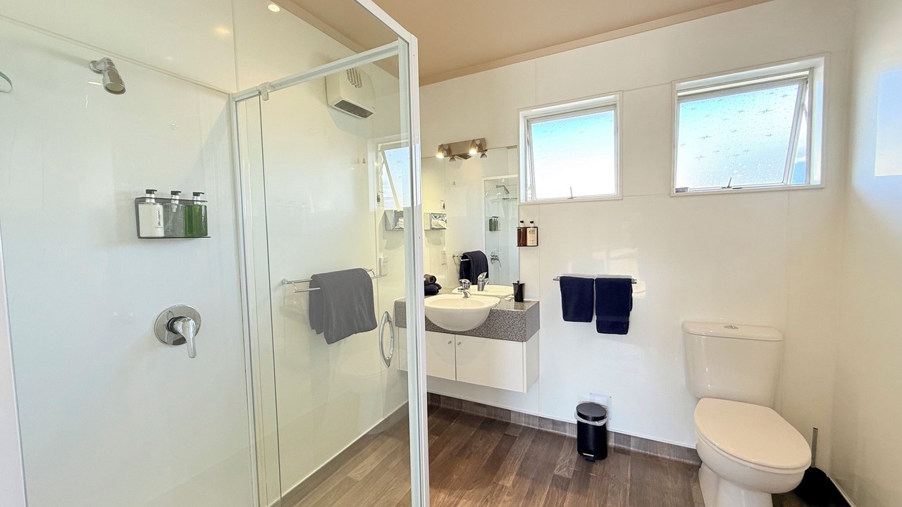 Photo of Bathroom in Tahunanui