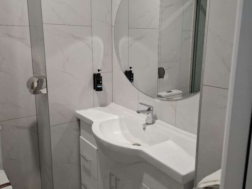 Photo of Bathroom in Kawaha Point