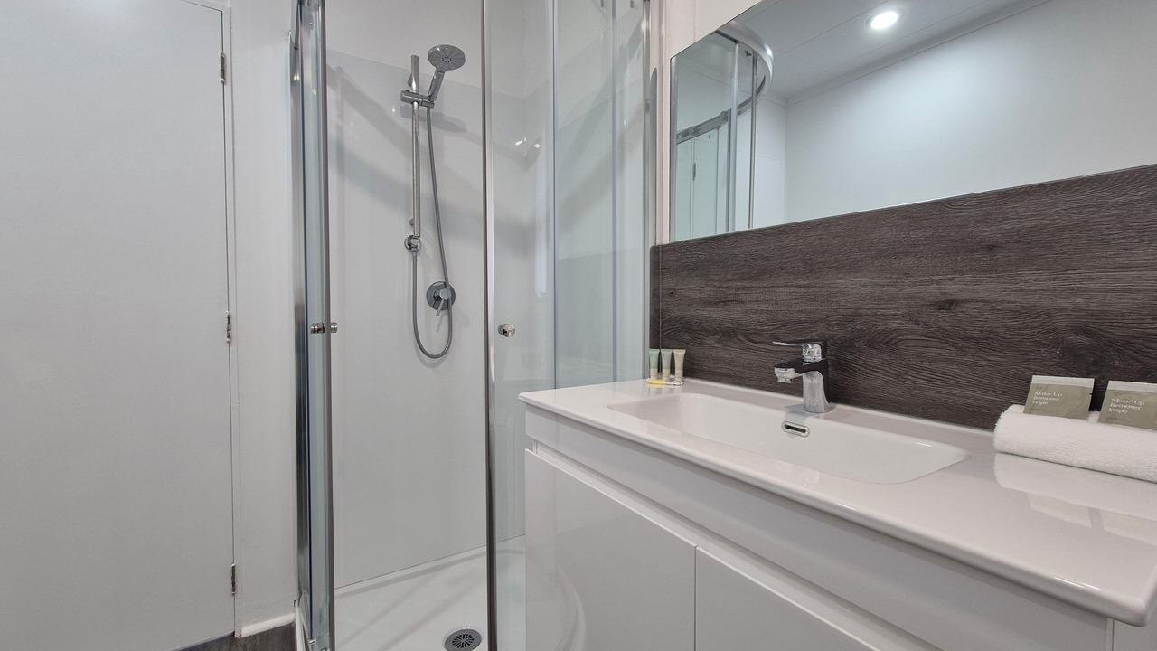 Photo of Bathroom in Waiotahi