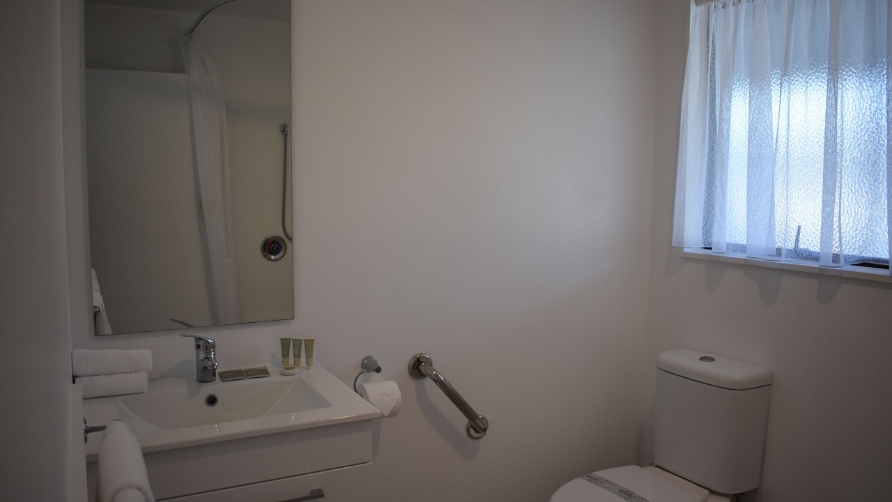Photo of Bathroom in Waiotahi