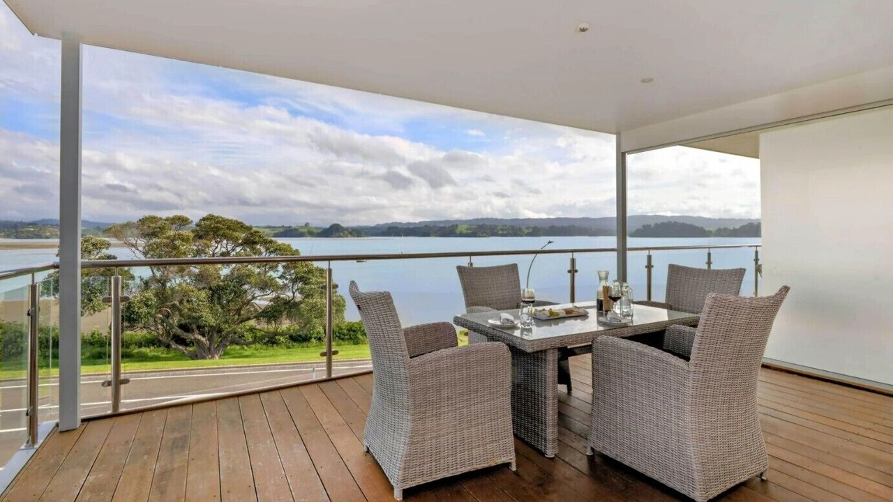 Photo of Patio Balcony in Ohope