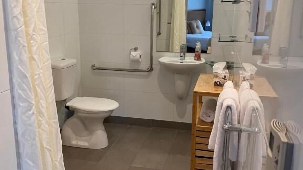 Photo of Bathroom in Paihia