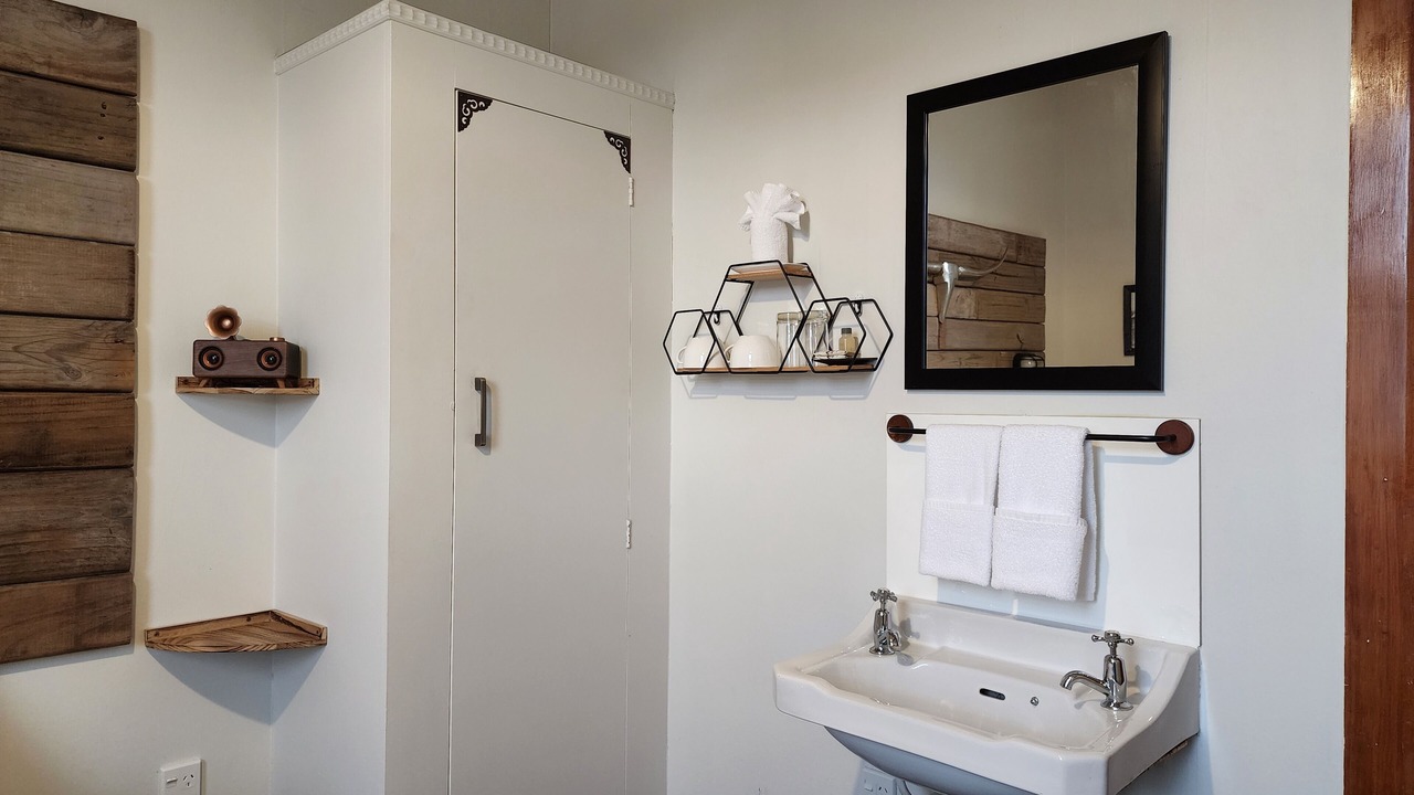 Photo of Bathroom in Pirongia