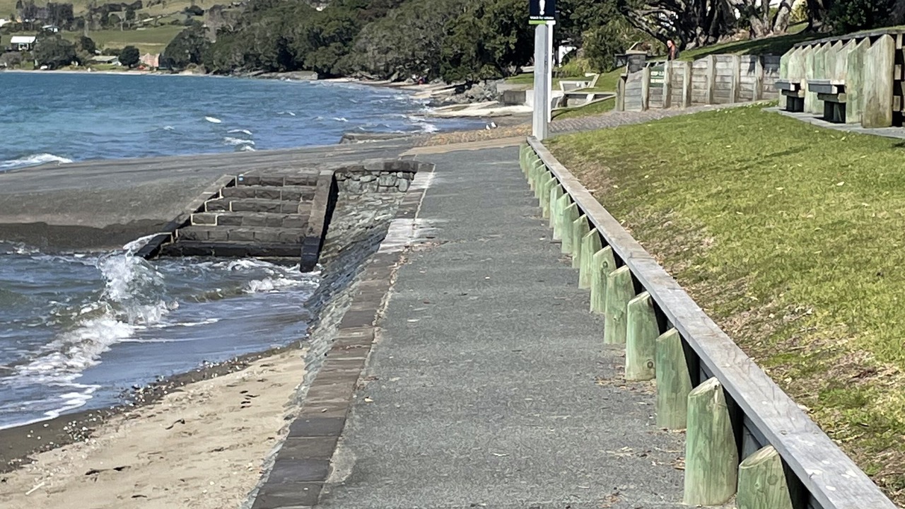 Photo of Others in Algies Bay