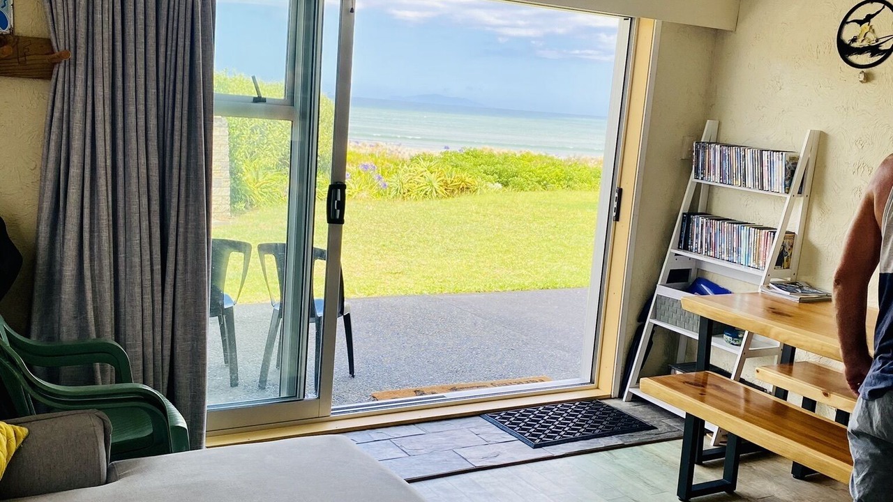 Photo of Livingroom in Whangamata