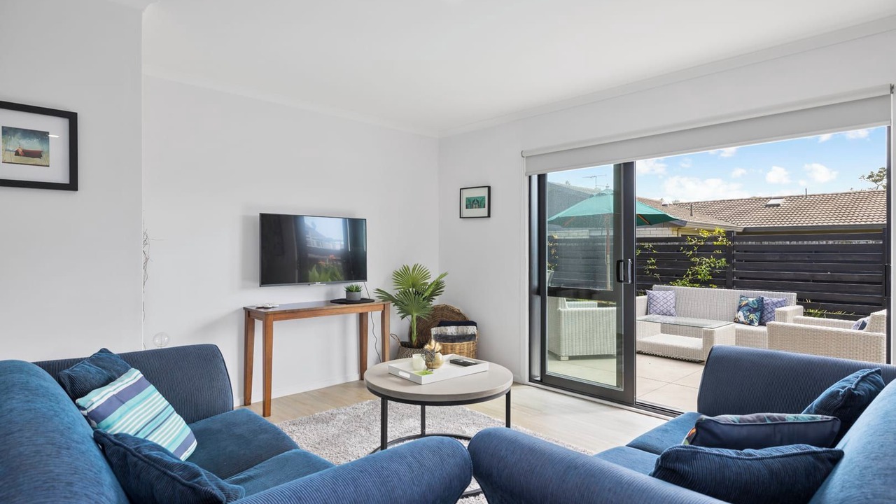 Photo of Livingroom in Omanu