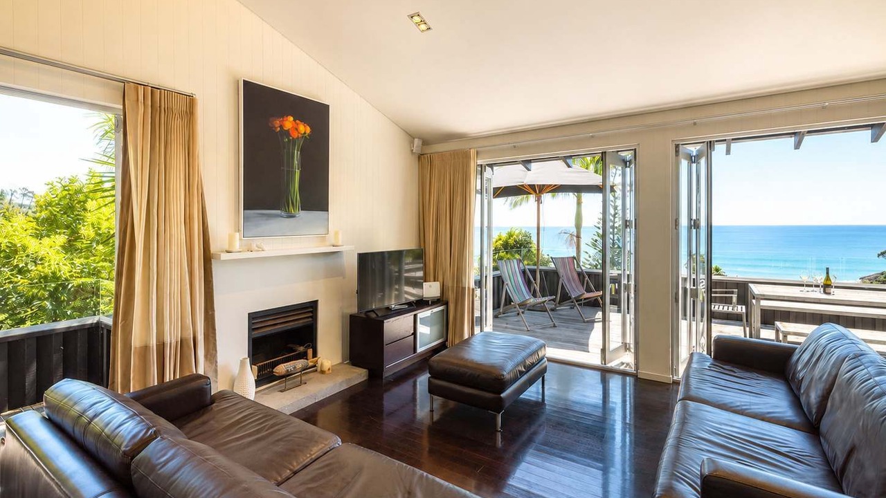 Photo of Livingroom in Onetangi