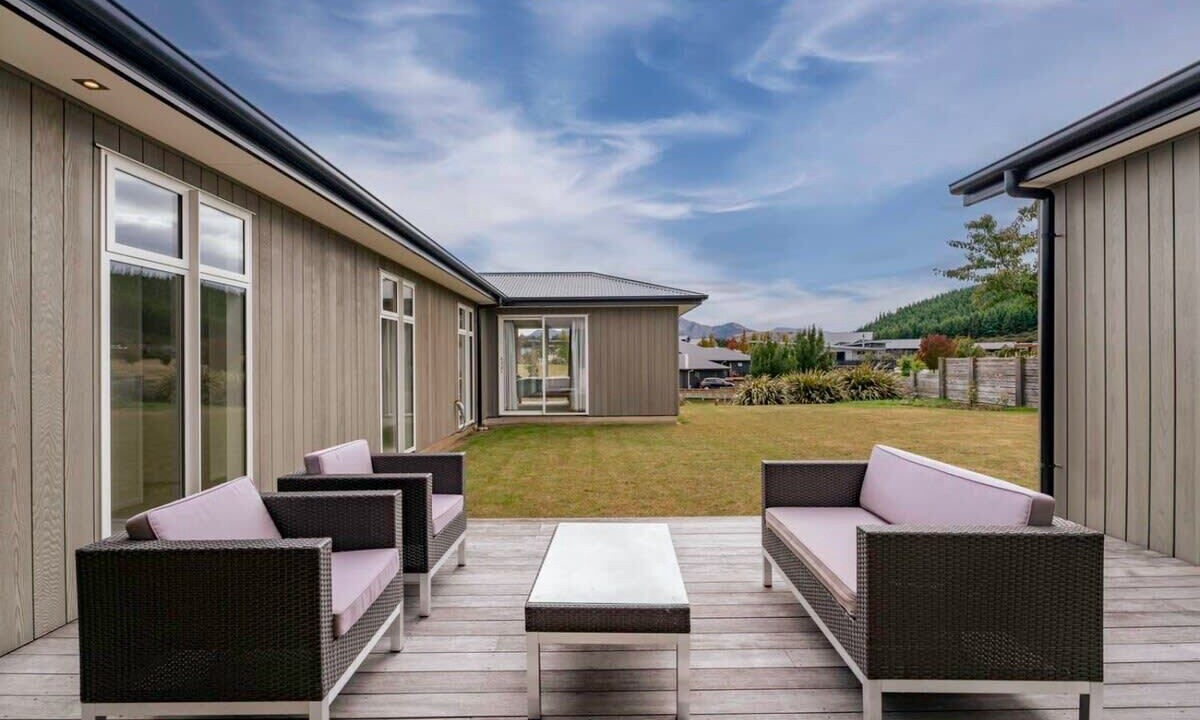 Photo of Patio Balcony in Wanaka