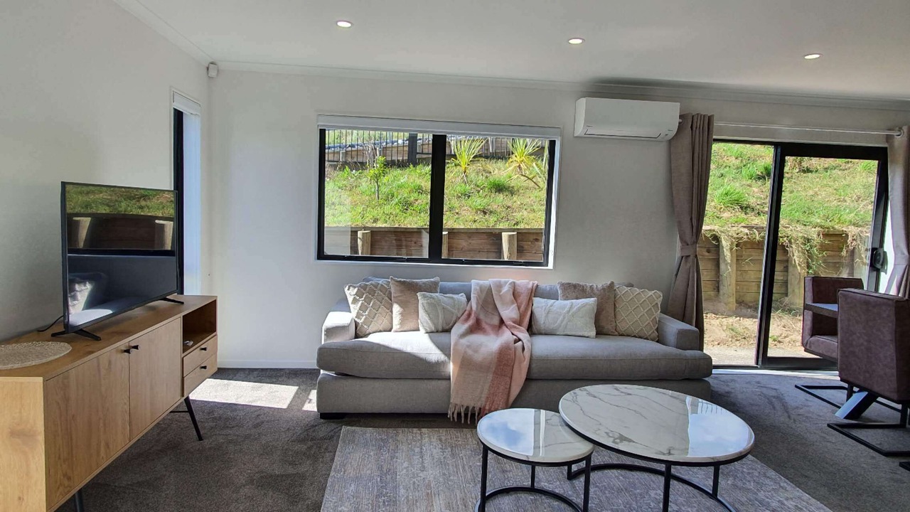 Photo of Livingroom in Hamilton