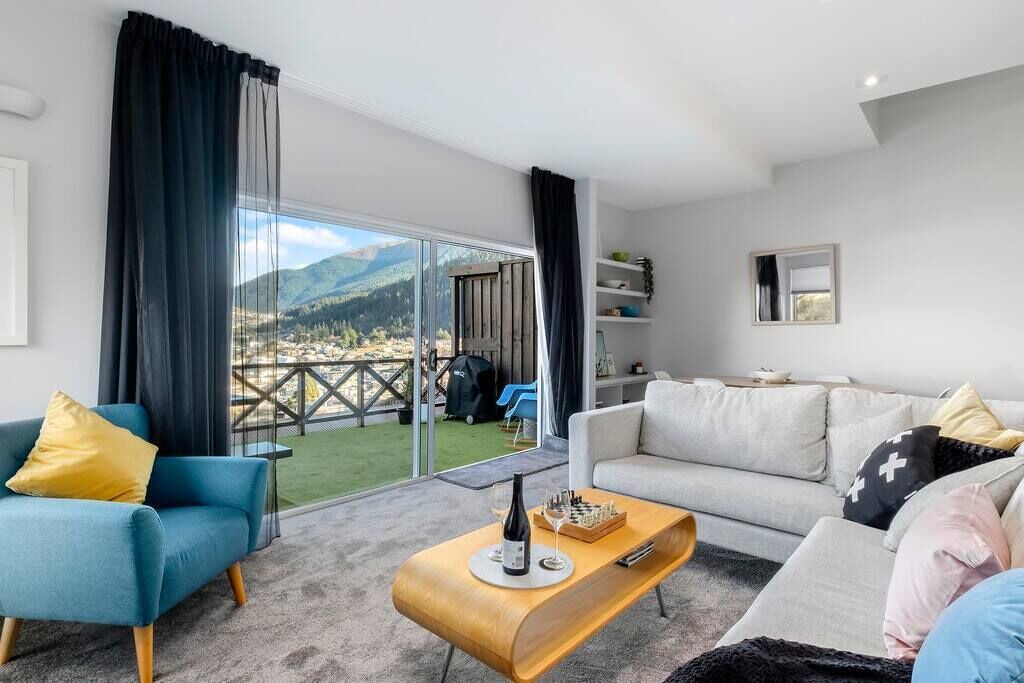 Photo of Livingroom in Queenstown City Centre