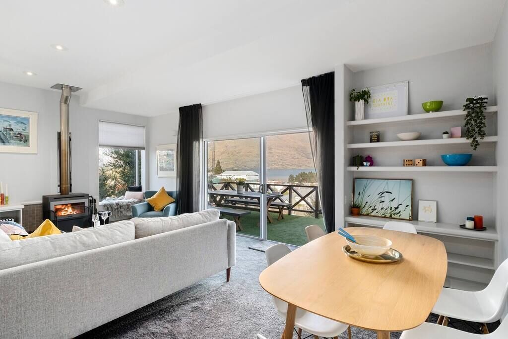 Photo of Livingroom in Queenstown City Centre