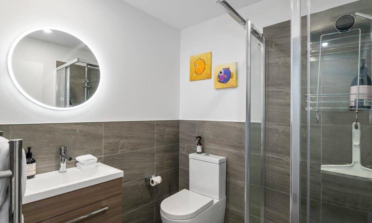 Photo of Bathroom in Albert Town