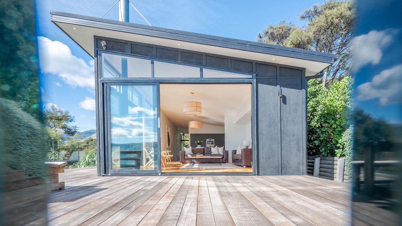 Photo of Patio Balcony in Akaroa