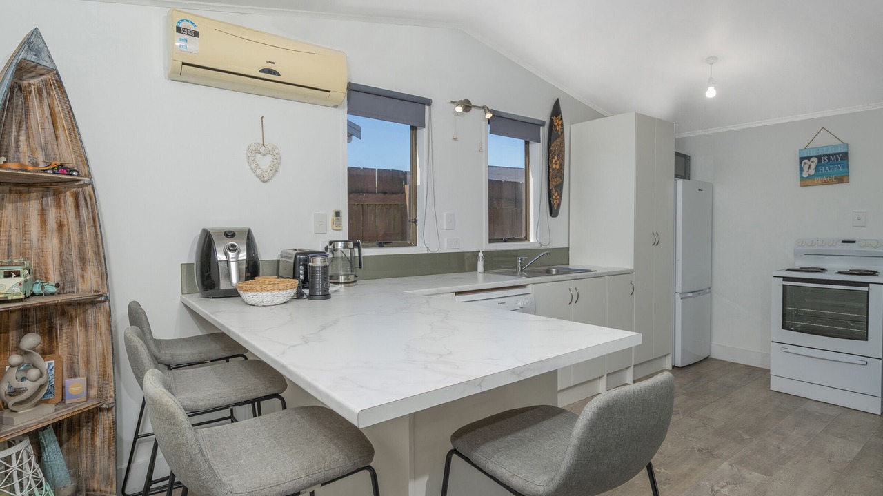 Photo of Kitchen in Whangamata