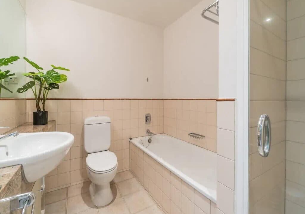 Photo of Bathroom in Auckland Central Business District