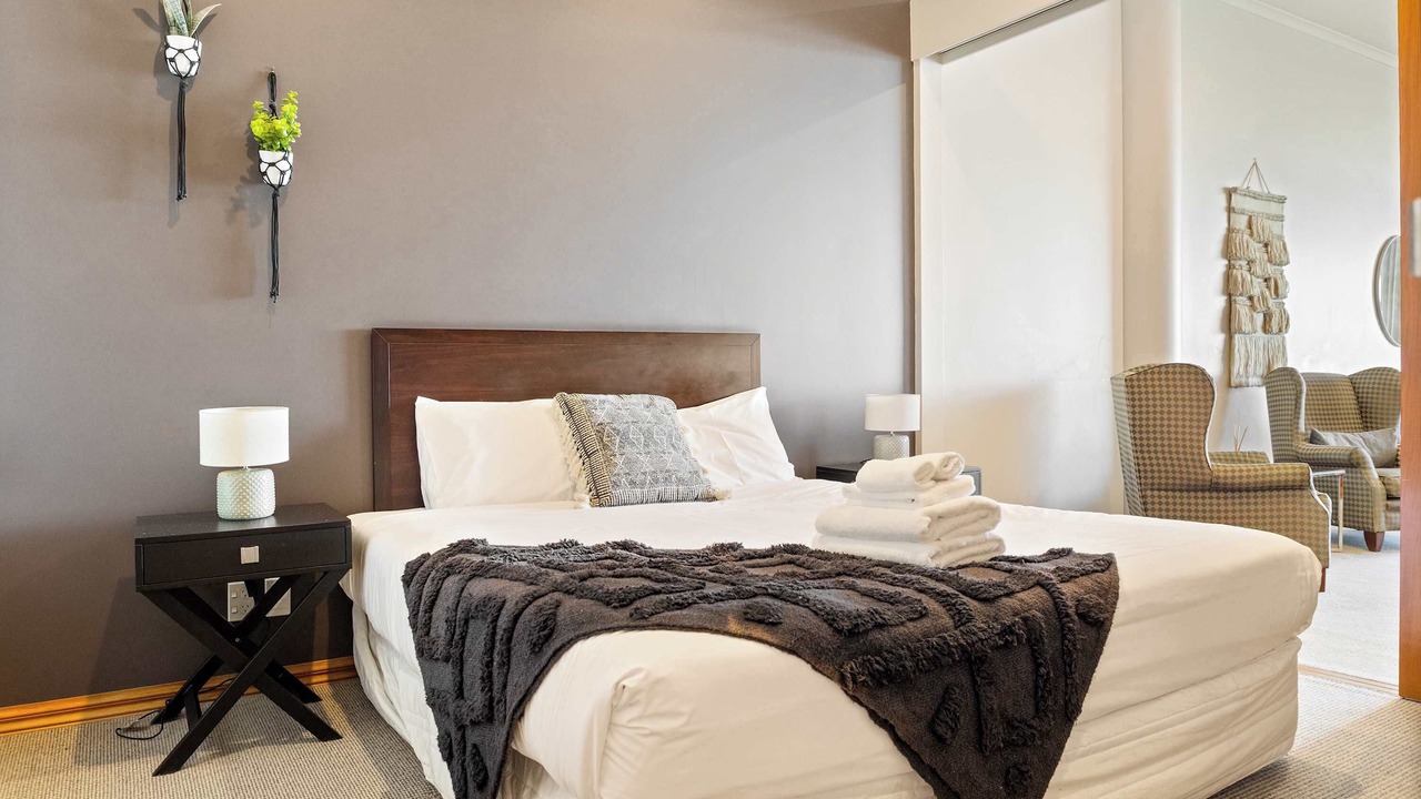 Photo of Bedroom in Auckland Central Business District
