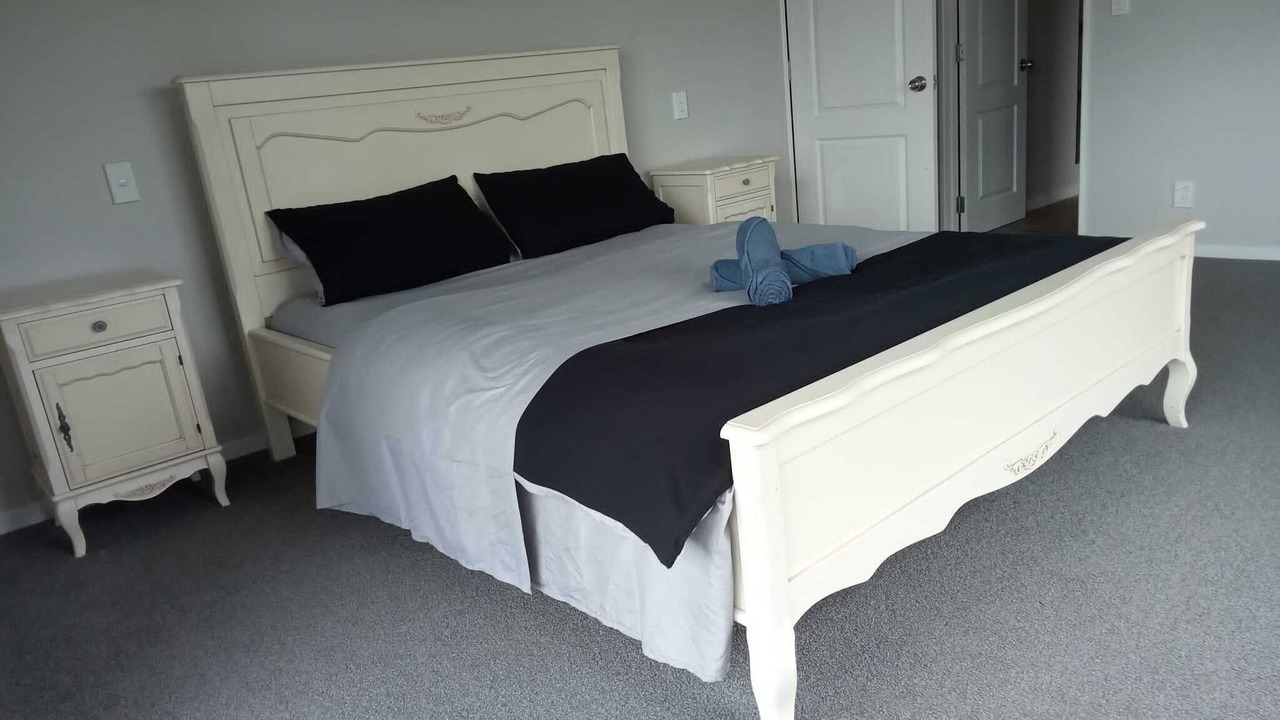 Photo of Bedroom in Clarks Beach