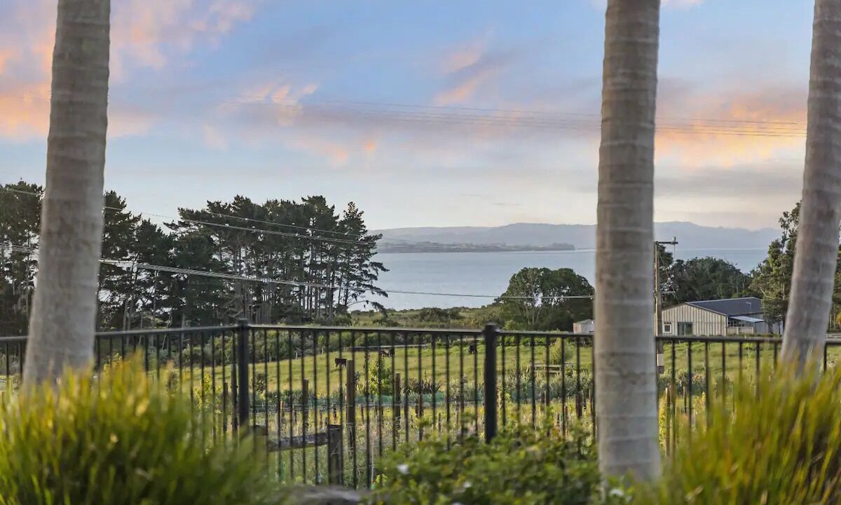 Photo of Outdoor in Clarks Beach