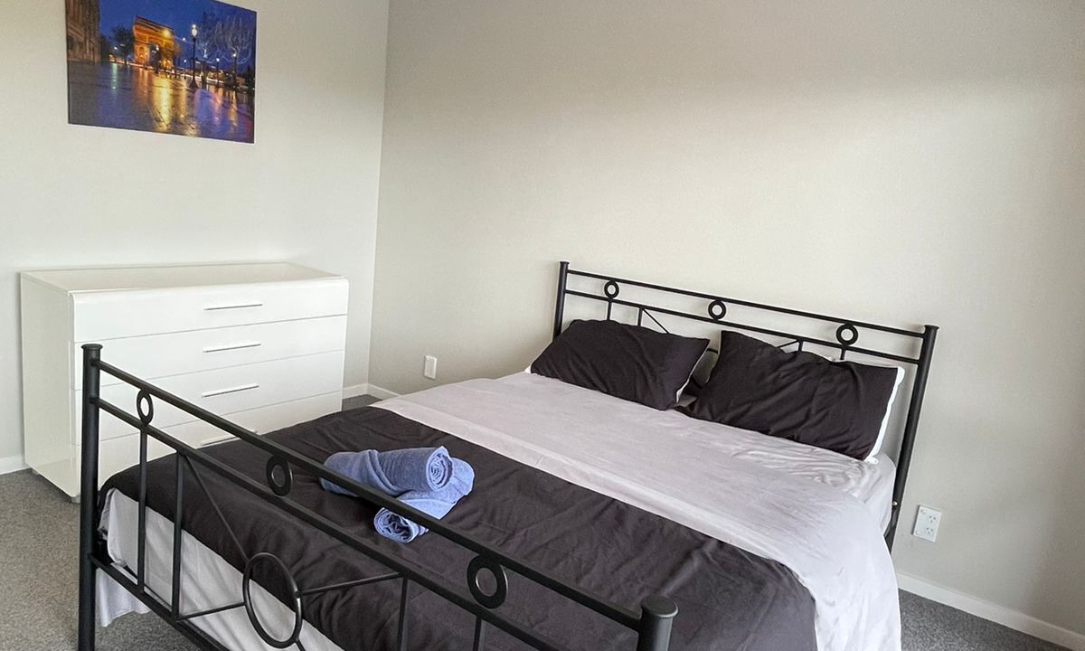 Photo of Bedroom in Clarks Beach