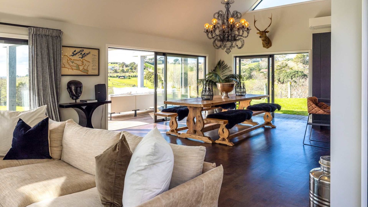 Photo of Livingroom in Oneroa