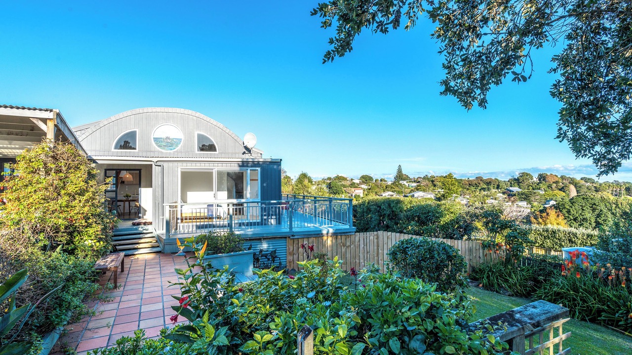 Photo of Patio Balcony in Surfdale