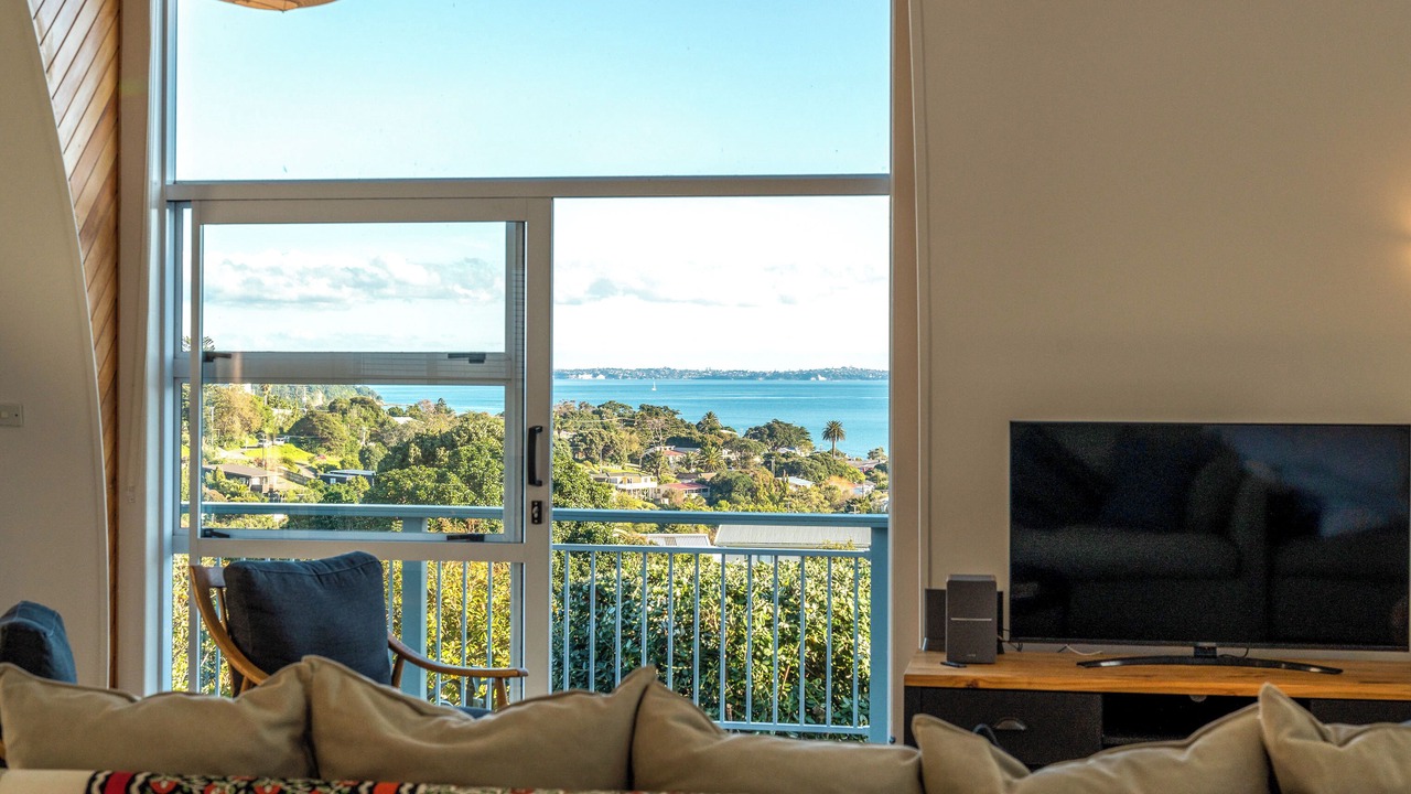 Photo of Livingroom in Surfdale