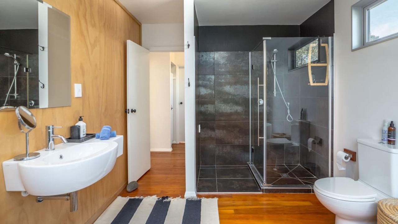 Photo of Bathroom in Martinborough