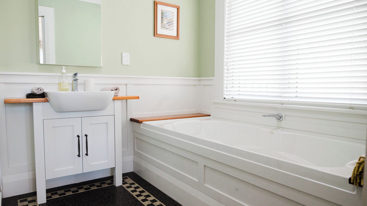 Photo of Bathroom in Martinborough
