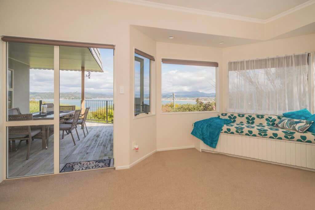 Photo of Livingroom in Whitianga