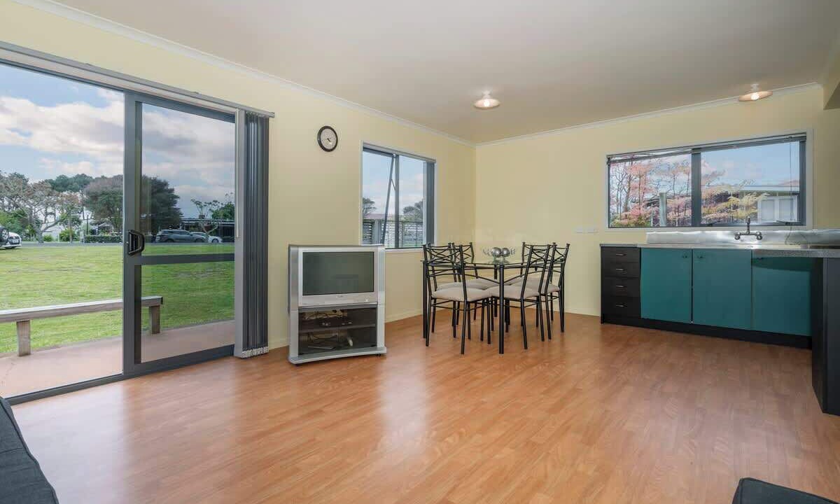 Photo of Livingroom in Cooks Beach