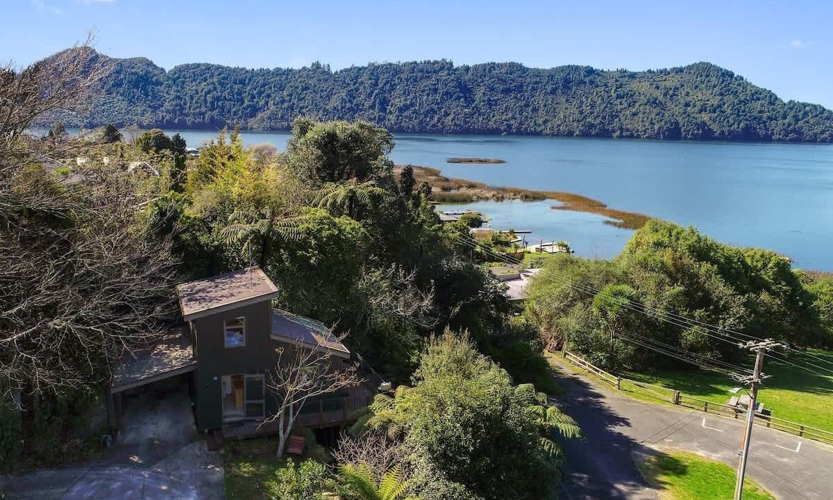 Photo of Outdoor in Lake Okareka
