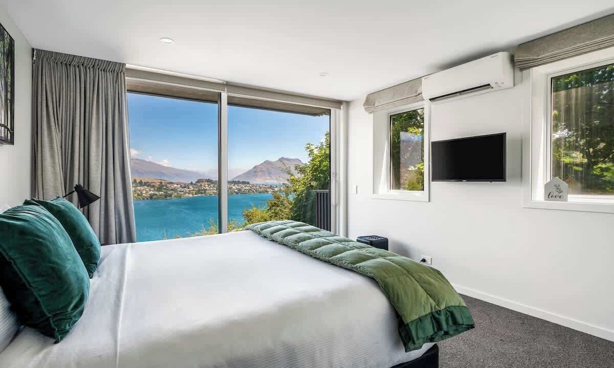 Photo of Others in Queenstown