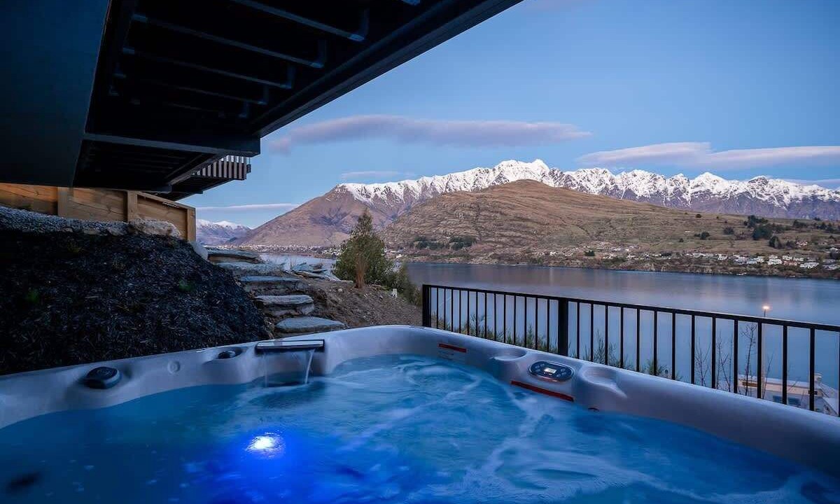 Photo of Others in Queenstown