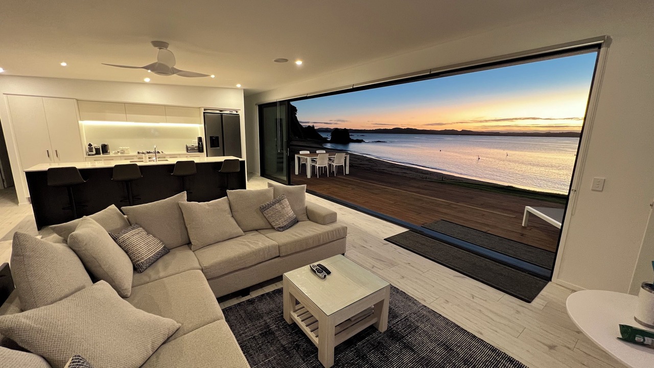 Photo of Livingroom in Russell