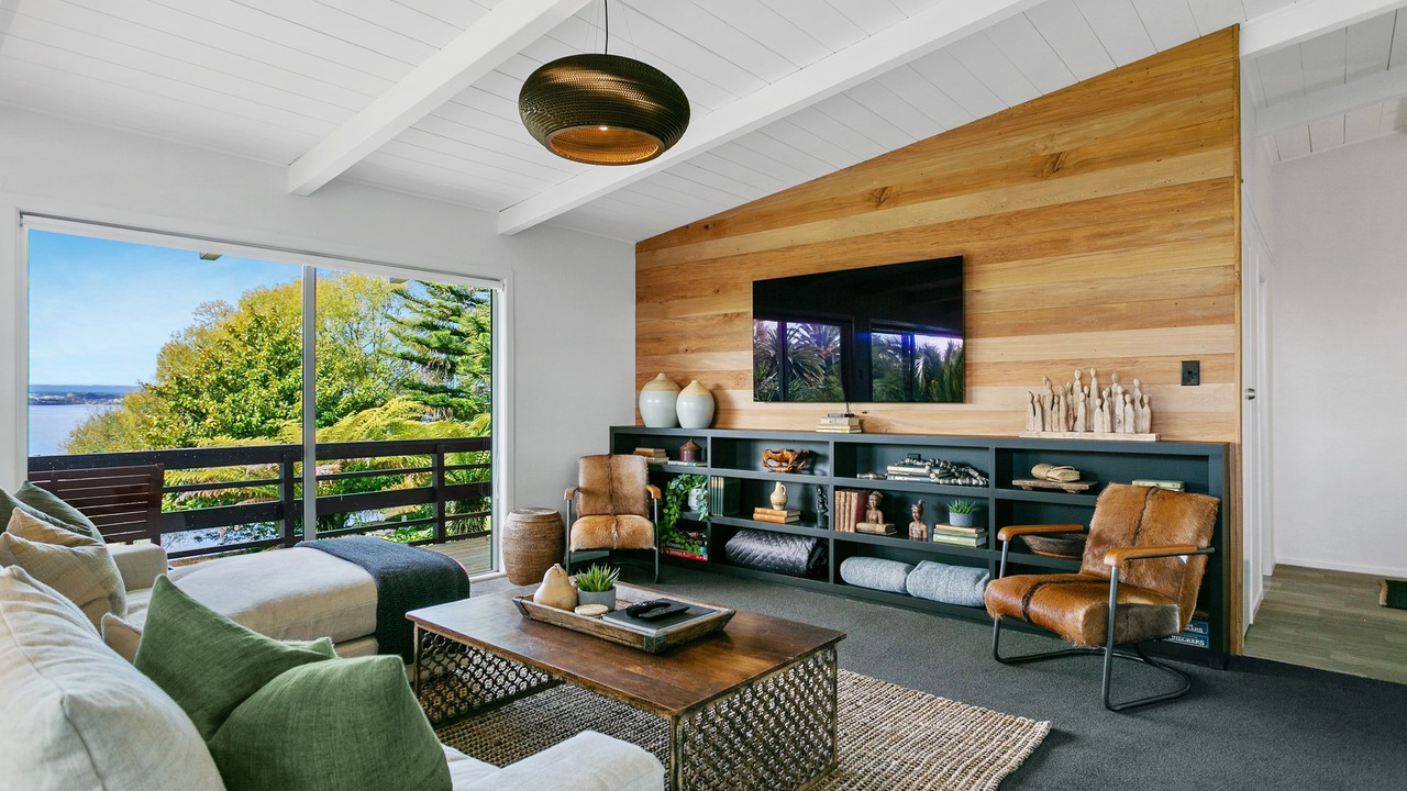 Photo of Outdoor in Acacia Bay