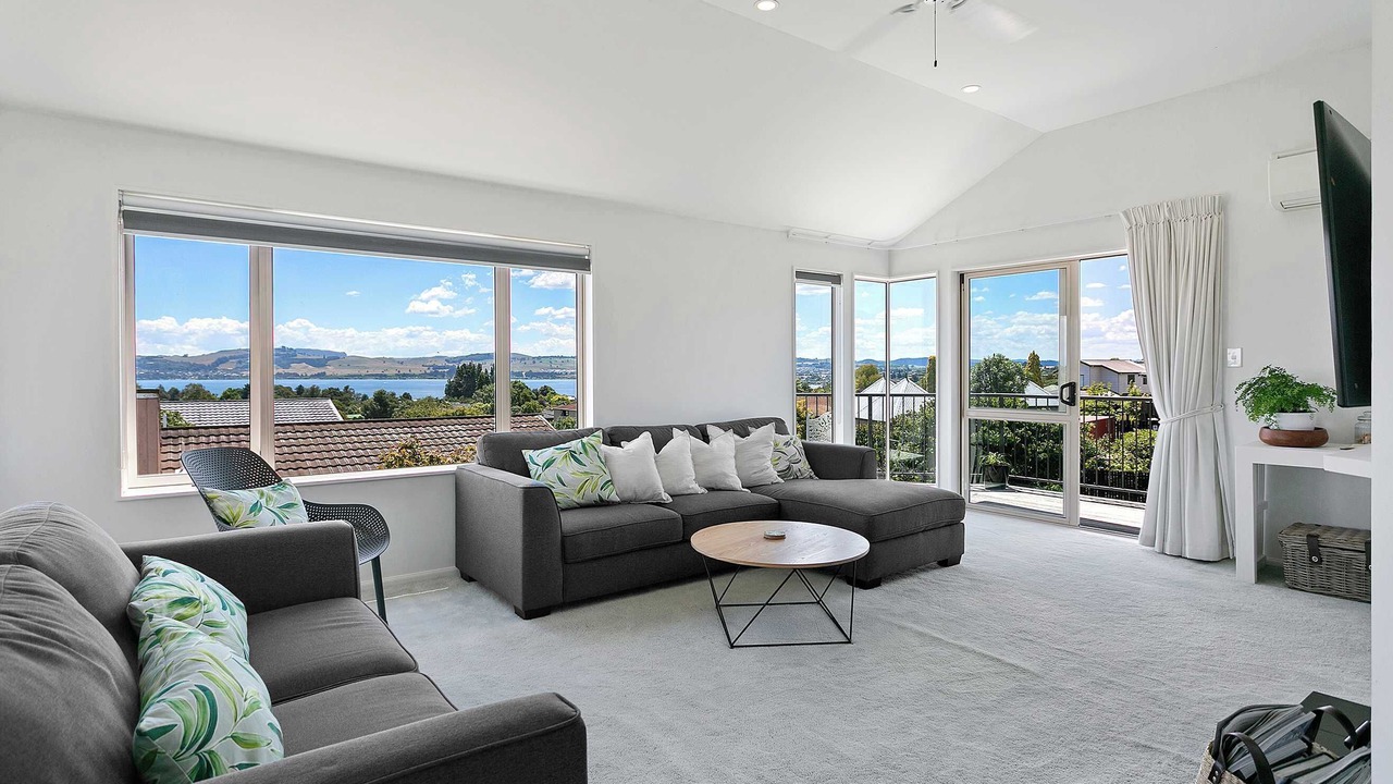 Photo of Livingroom in Richmond Heights