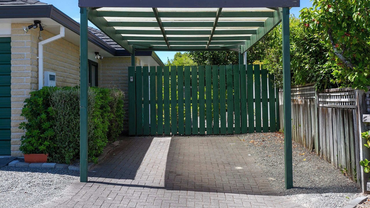 Photo of Outdoor in Waipahihi