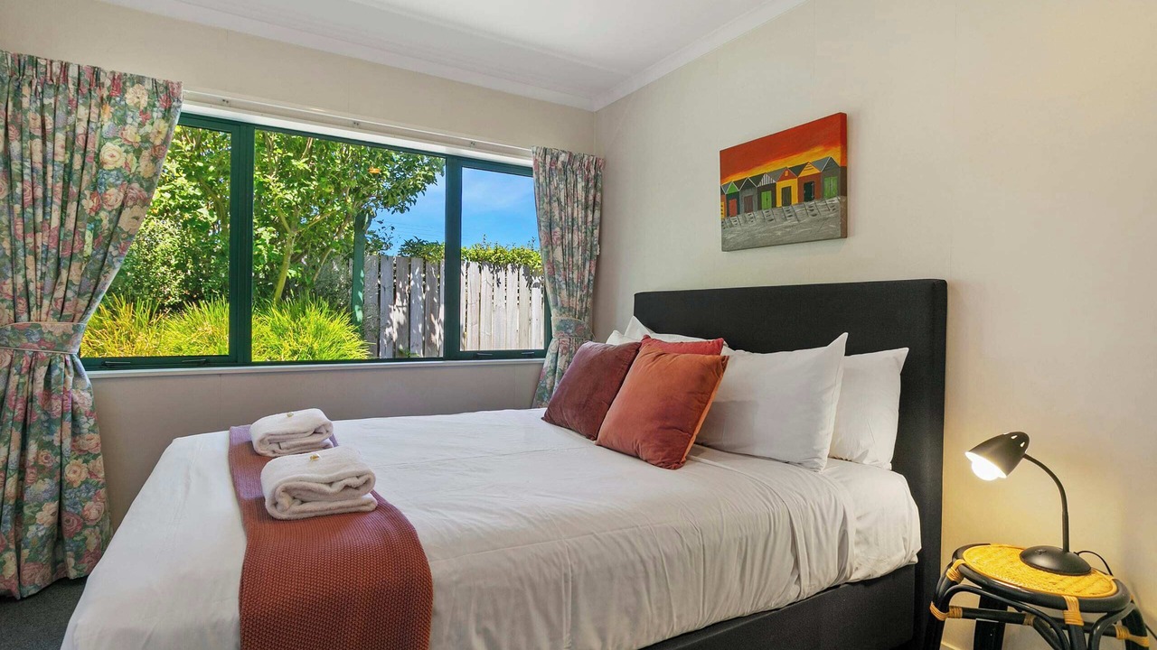 Photo of Bedroom in Waipahihi