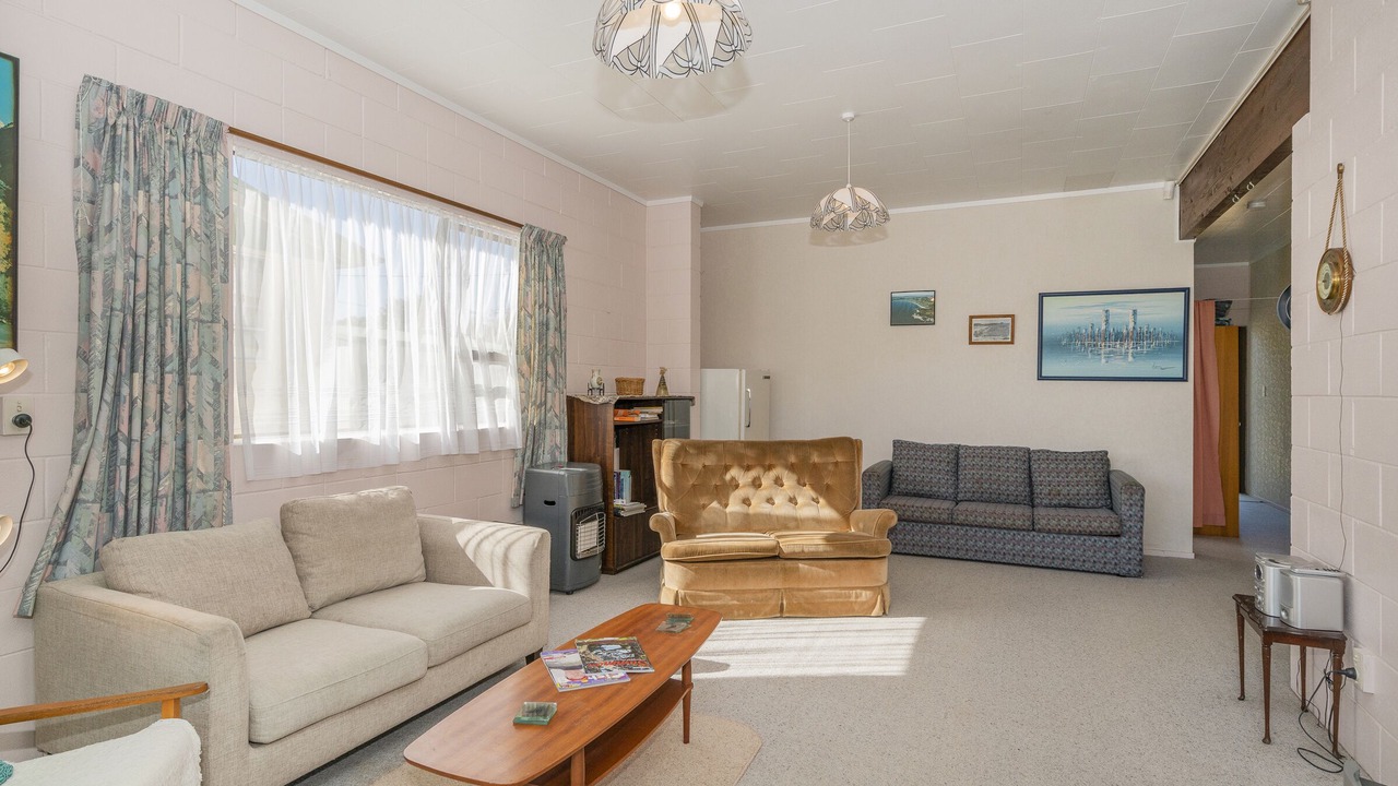 Photo of Livingroom in Cooks Beach