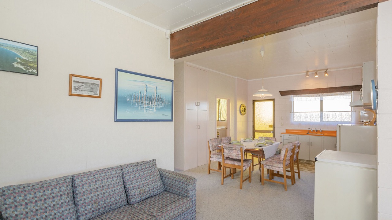 Photo of Livingroom in Cooks Beach