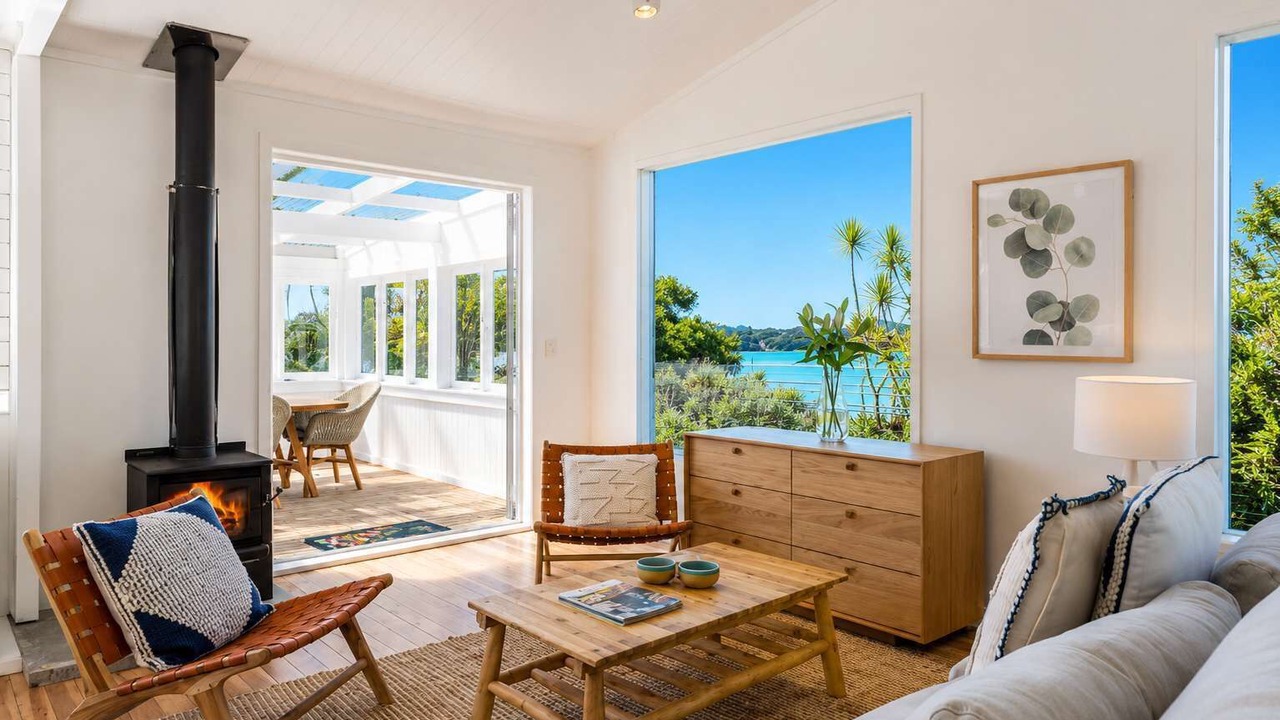 Photo of Livingroom in Surfdale
