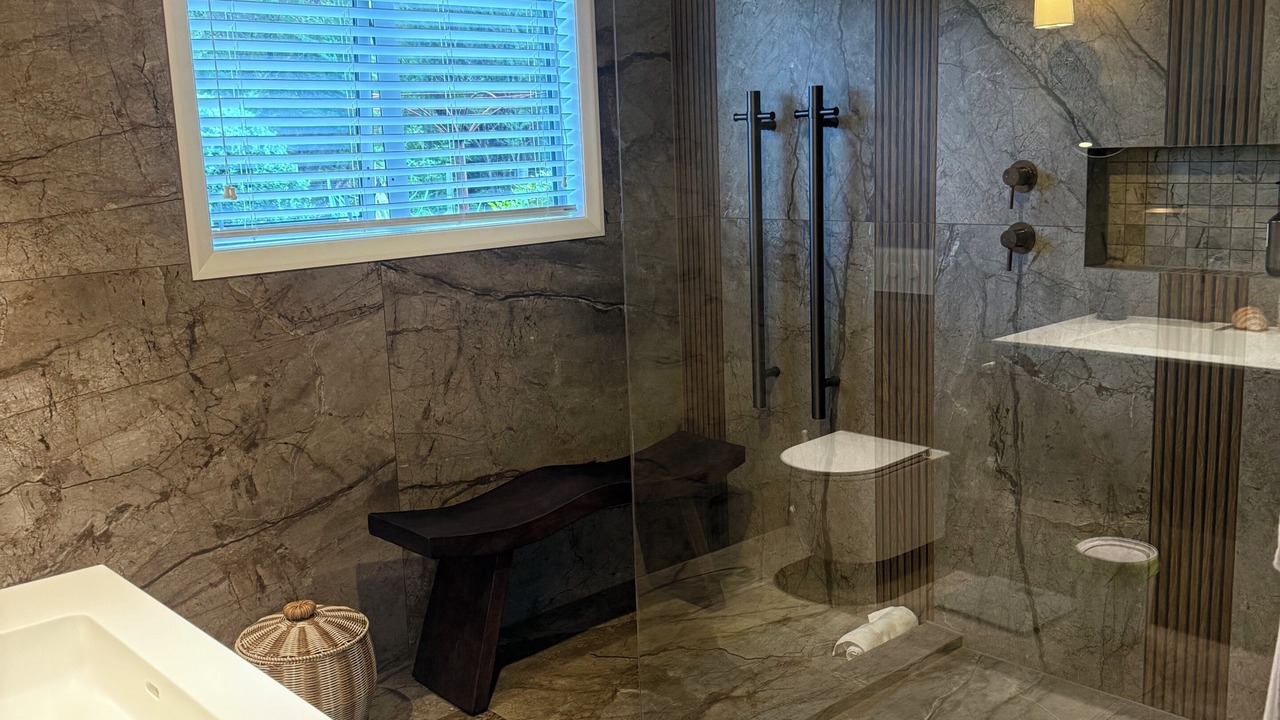 Photo of Bathroom in Langs Beach