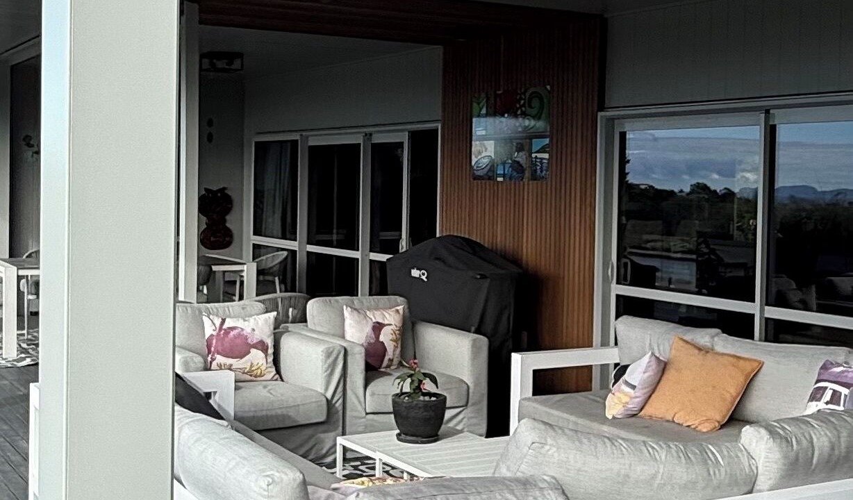 Photo of Patio Balcony in Langs Beach