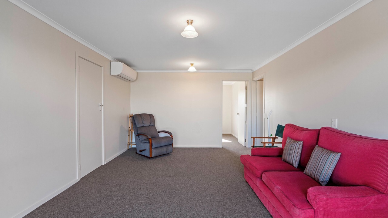 Photo of Livingroom in Rainbow Point